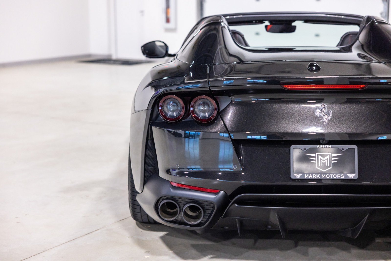 Used 2021 Ferrari 812 GTS RWD image 14