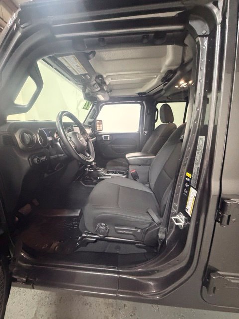 Used 2022 Jeep Wrangler Unlimited Sport AWD/4WD image 15