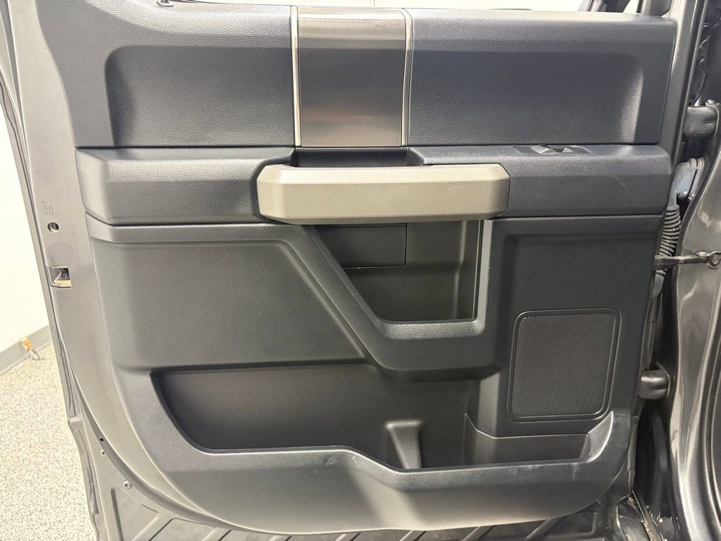 Used 2020 Ford F150 Raptor w/ Equipment Group 801A Mid image 30