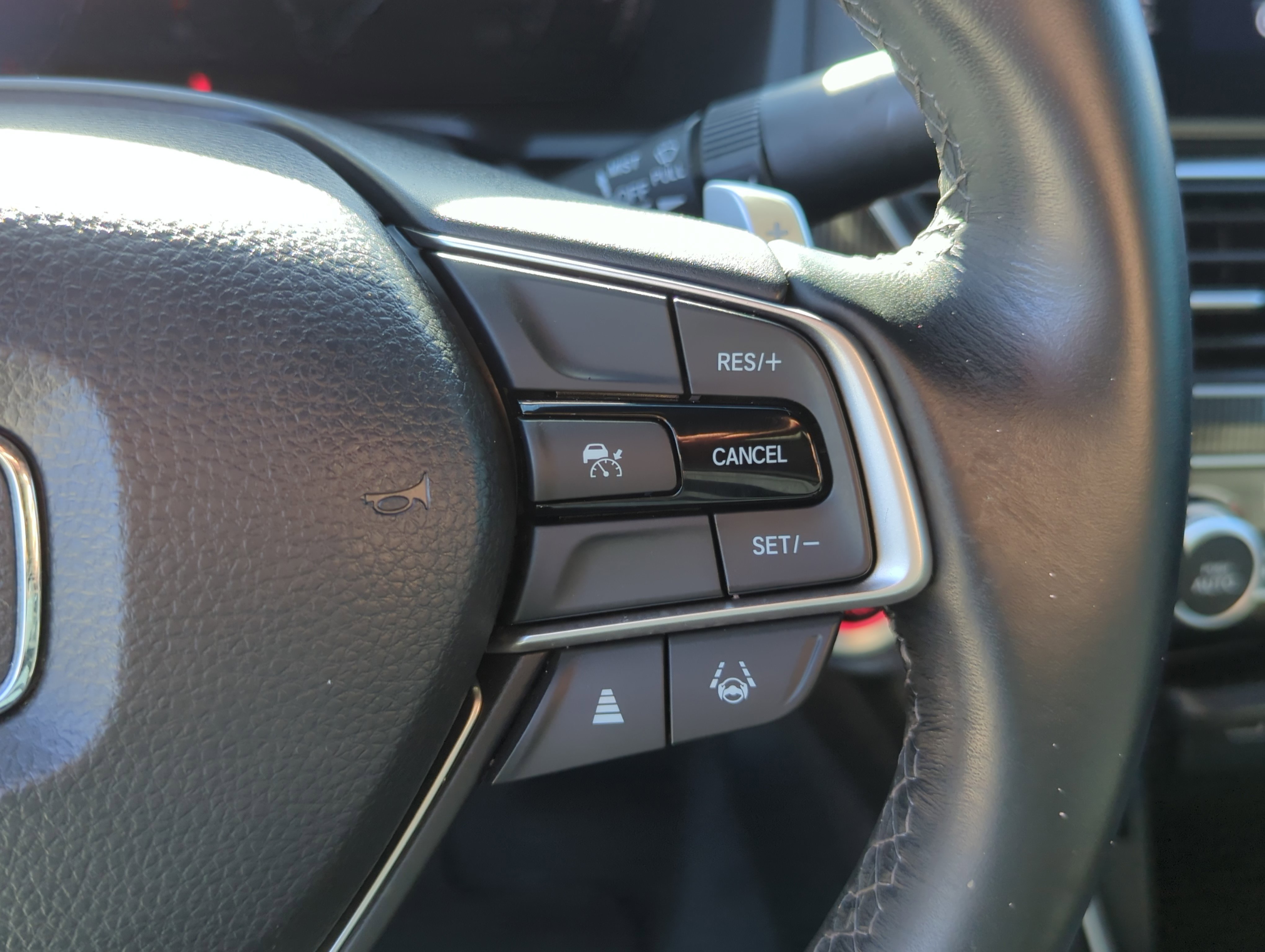 Used 2022 Honda Accord Sport image 32