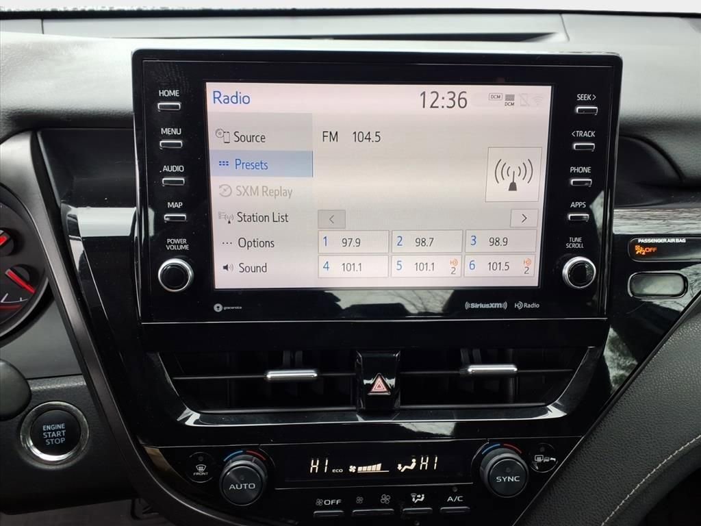 Used 2021 Toyota Camry XSE image 21