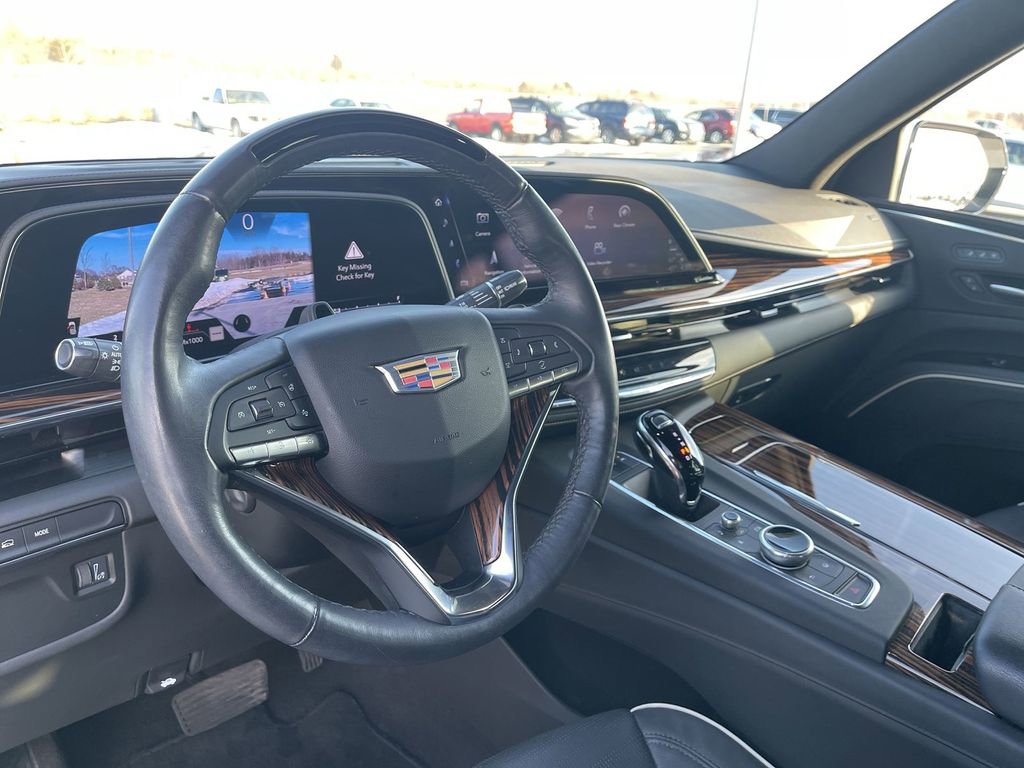 Certified 2024 Cadillac Escalade Premium Luxury image 18