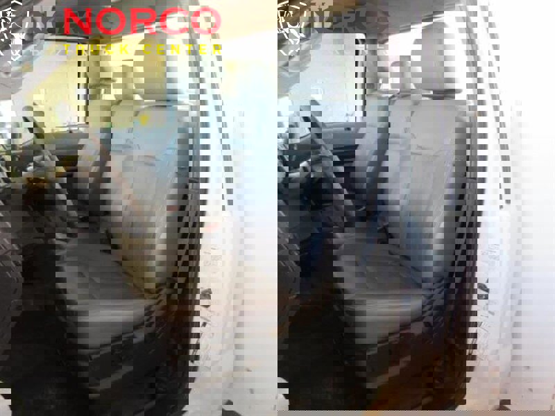 Used 2011 Ford F450 XL w/ XL Decor Group image 11