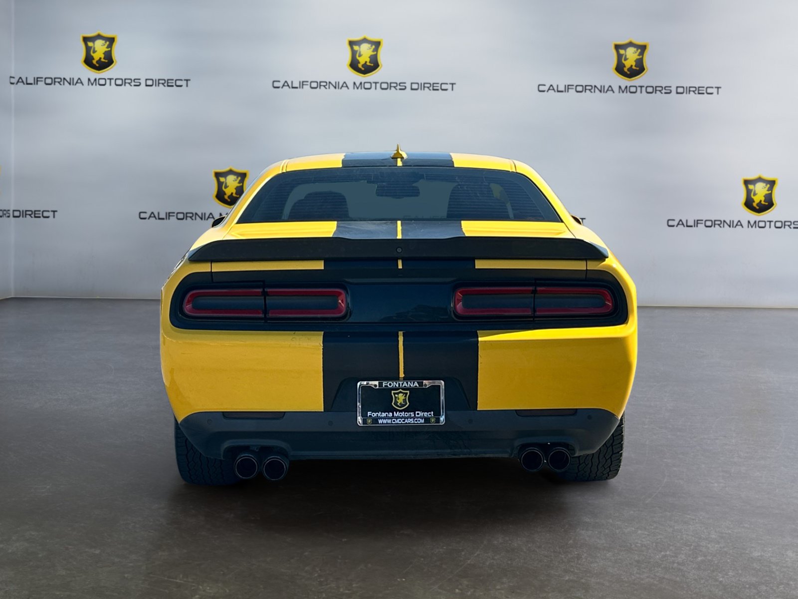 Used 2018 Dodge Challenger SXT w/ Blacktop Package RWD image 4