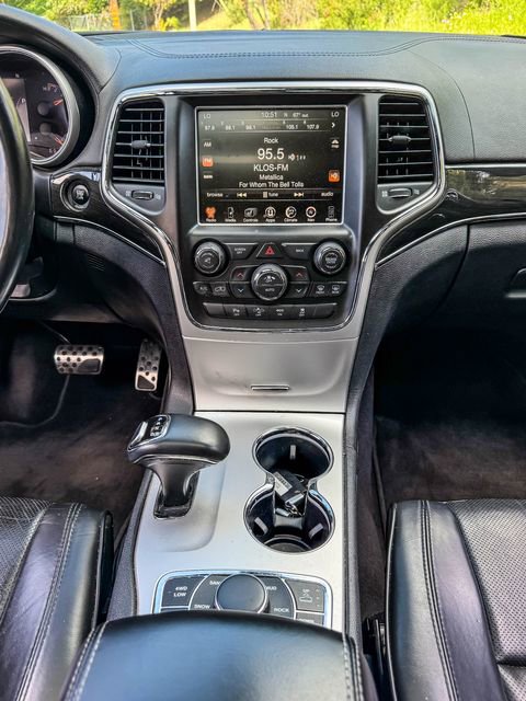 Used 2015 Jeep Grand Cherokee High Altitude image 32