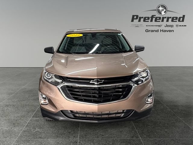 Used 2019 Chevrolet Equinox LS w/ LS Convenience Package FWD image 12