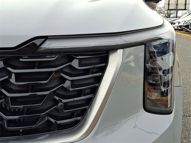 Certified 2025 Kia Sorento SX image 9