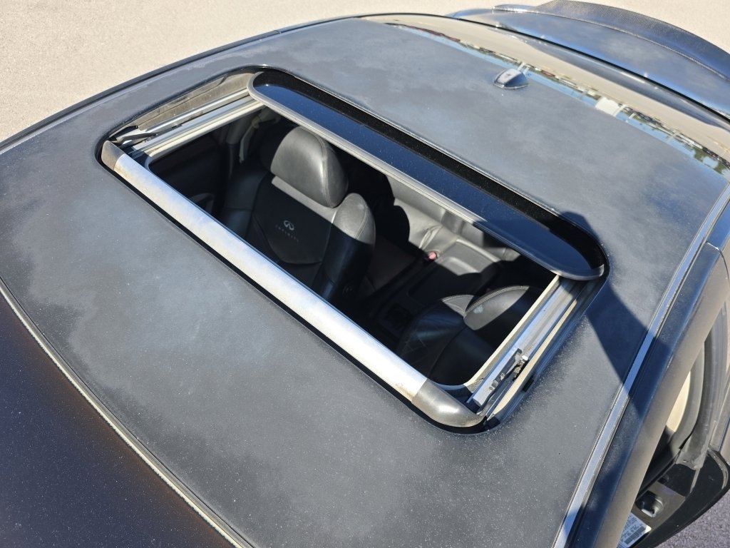 Used 2011 INFINITI G37 Journey w/ Premium Pkg image 5