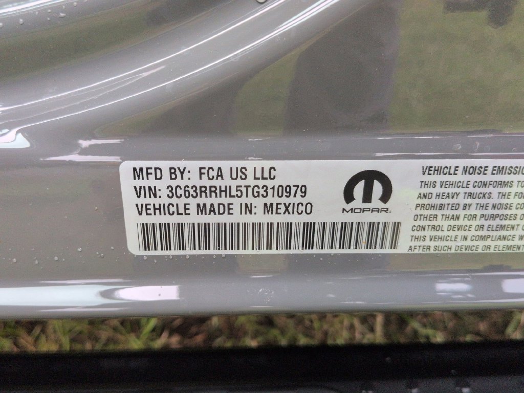 New 2026 RAM 3500 Big Horn AWD/4WD image 37