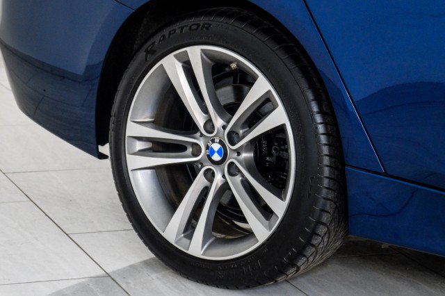 Used 2017 BMW 330i xDrive Sedan AWD/4WD image 77
