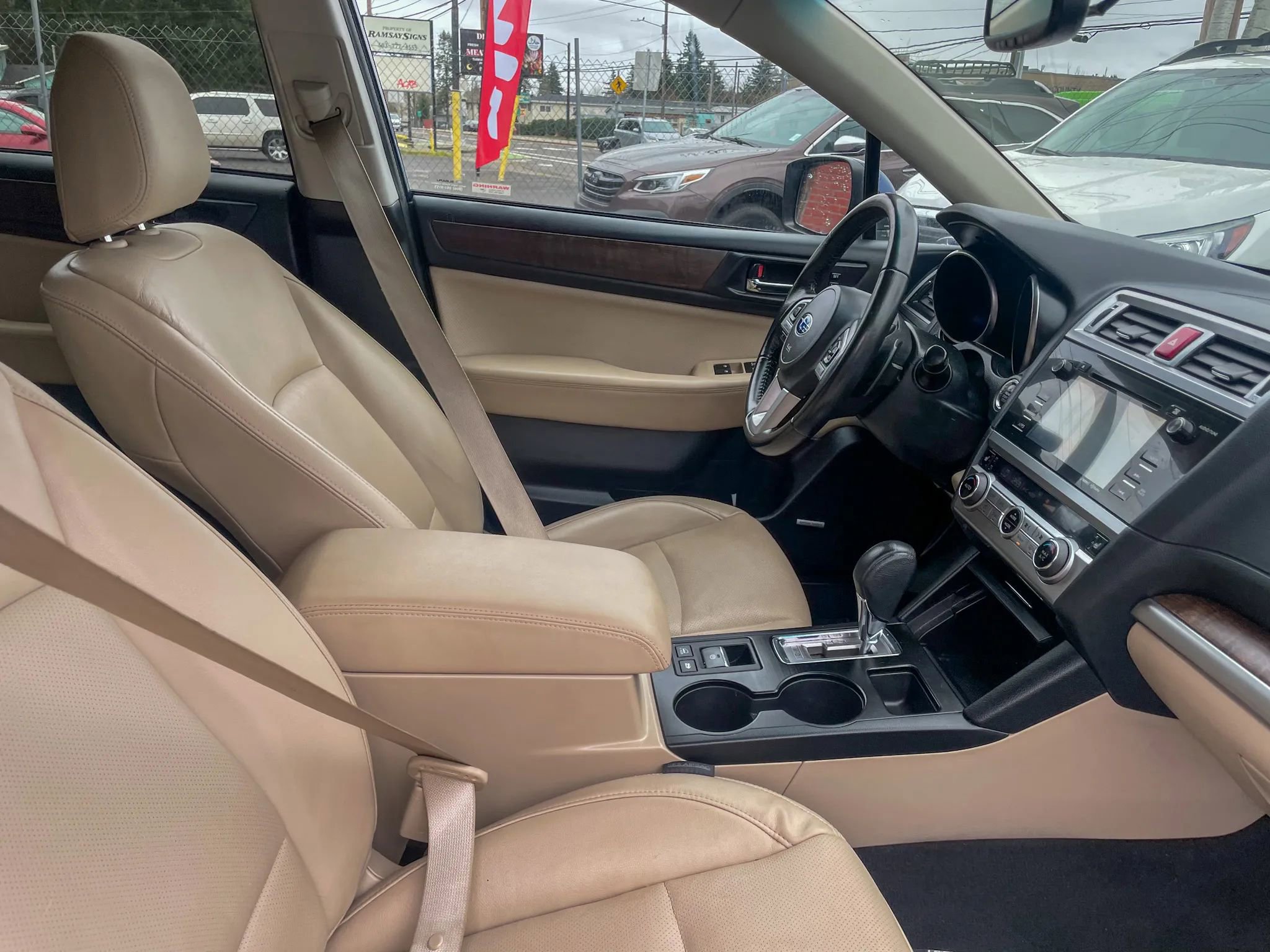 Used 2016 Subaru Outback 2.5i Limited image 39