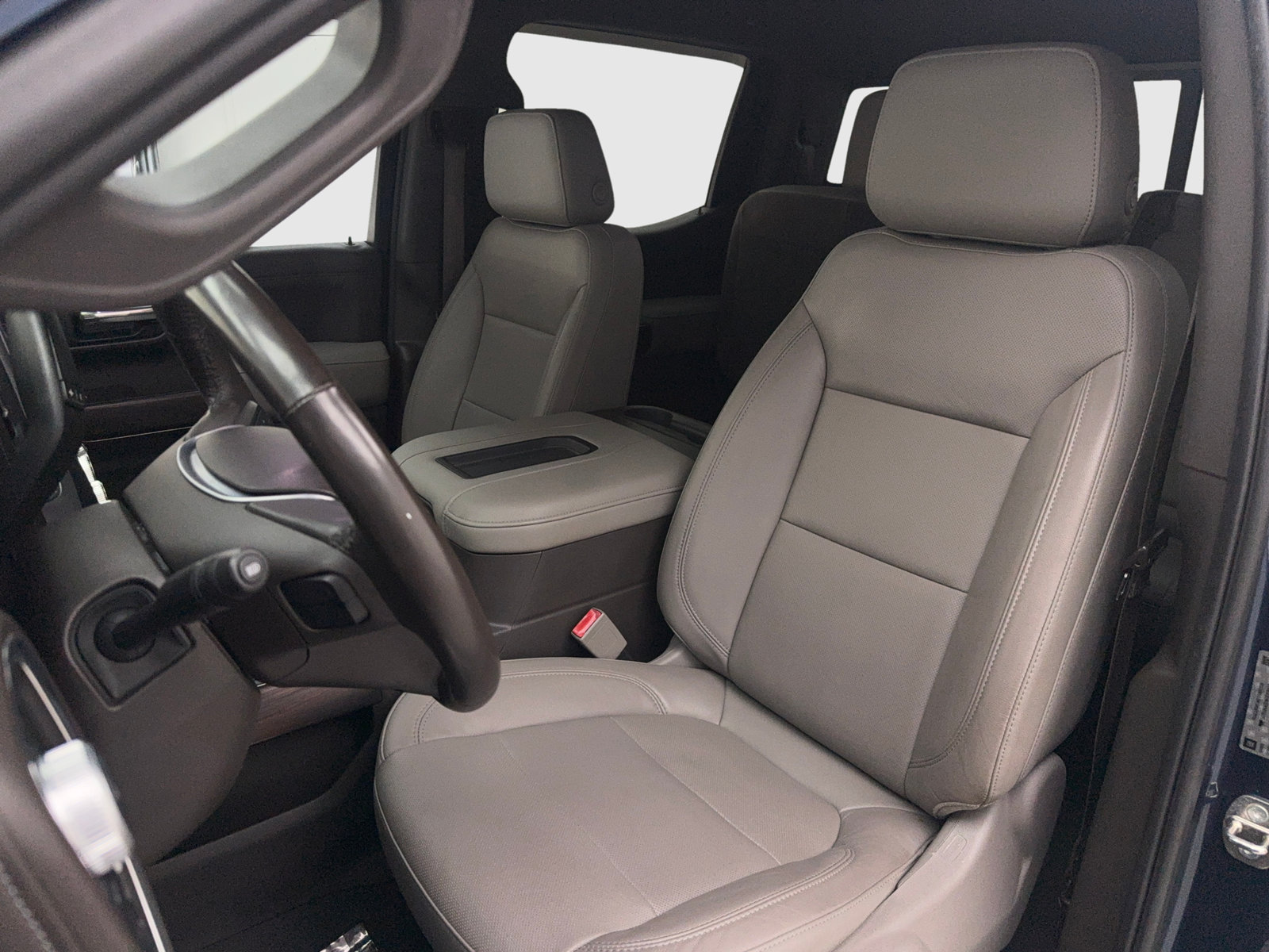 Used 2019 GMC Sierra 1500 SLT w/ SLT Premium Plus Package AWD/4WD image 18