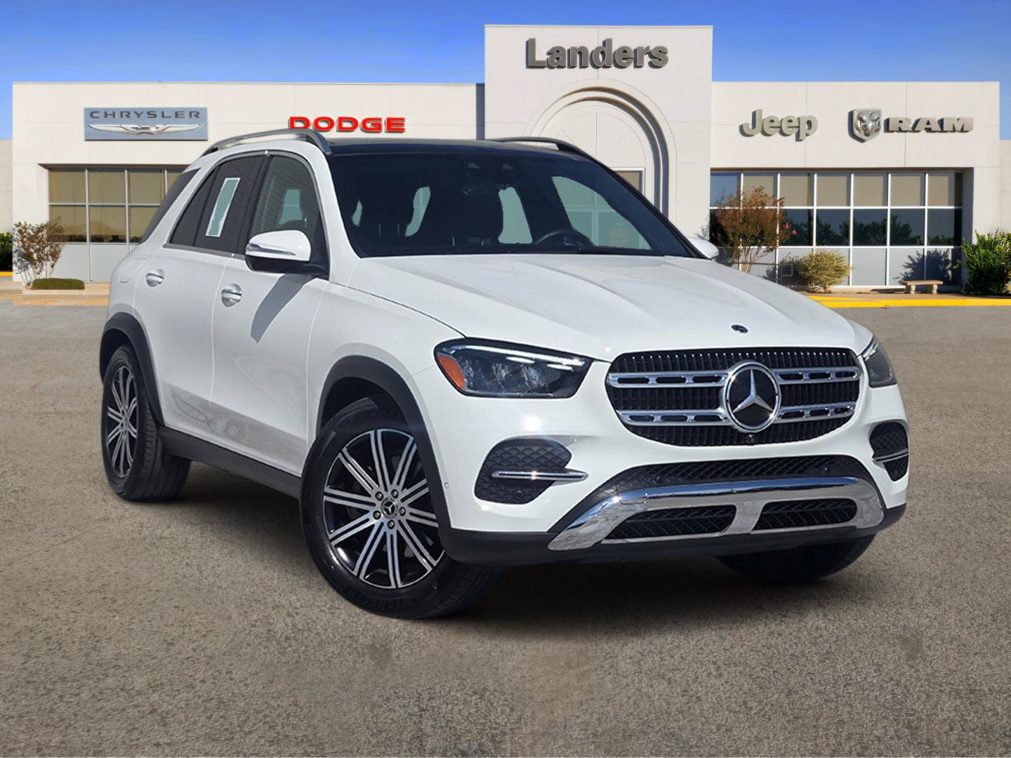 Used 2026 Mercedes-Benz GLE 350 4MATIC image 1