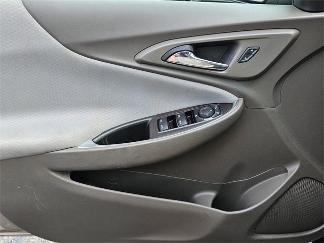 Used 2022 Chevrolet Malibu LT image 29