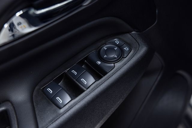 Used 2024 Chevrolet Equinox LT AWD/4WD image 12