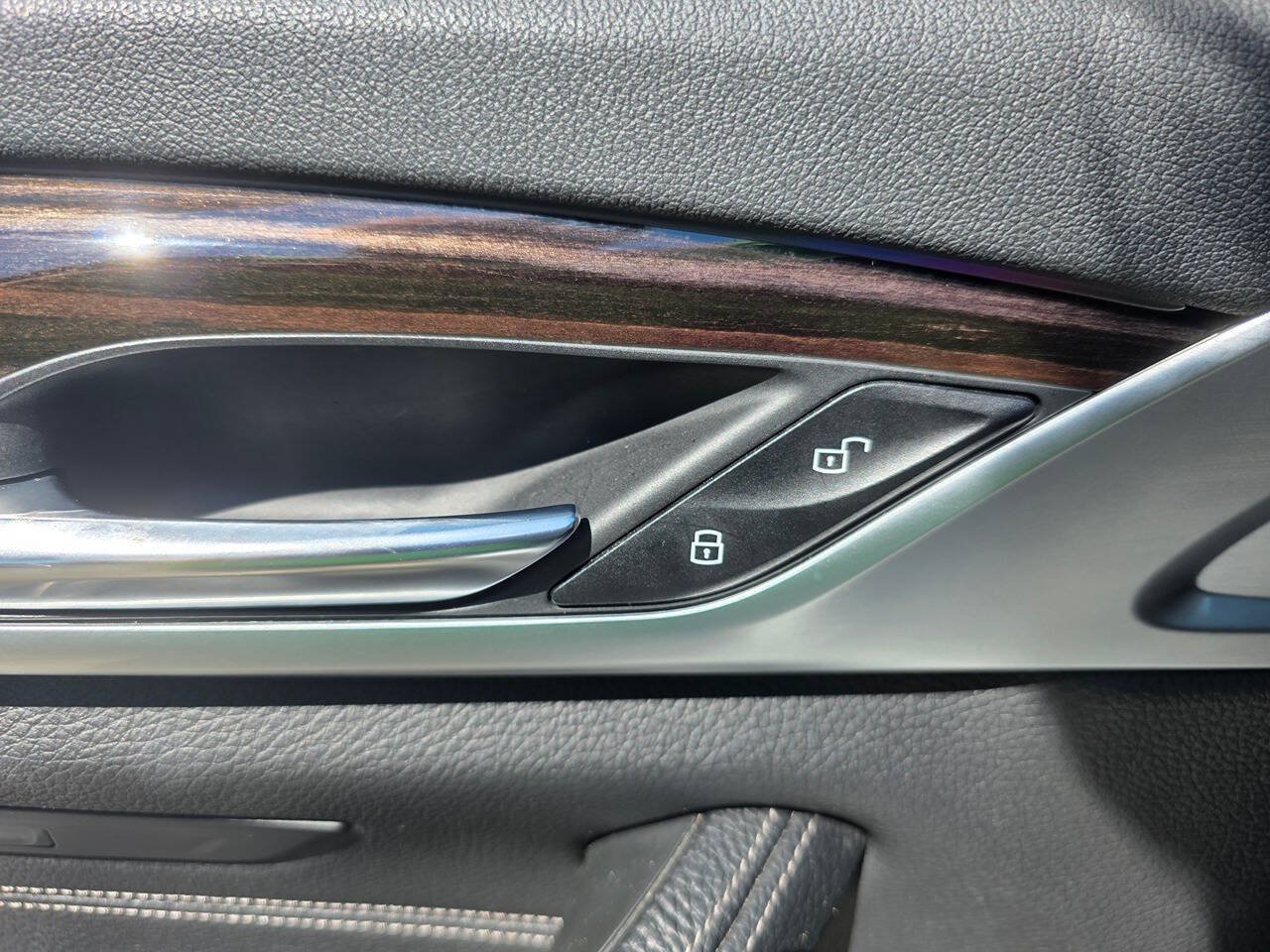 Used 2017 BMW 530i RWD image 10