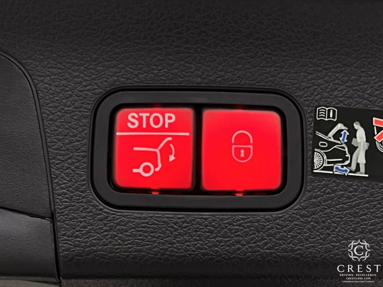 Used 2025 Mercedes-Benz GLS 580 4MATIC image 30