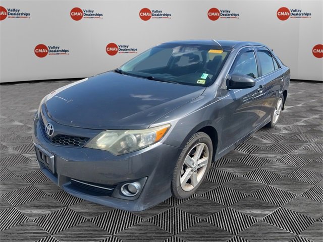 Used 2014 Toyota Camry SE