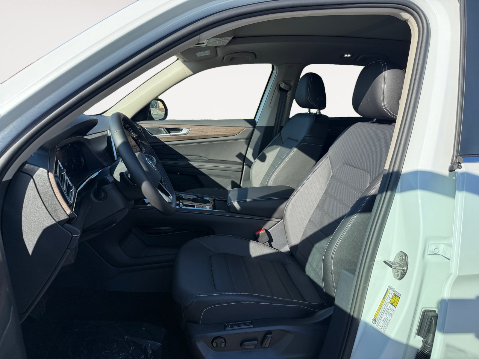 New 2026 Volkswagen Atlas SEL AWD/4WD image 10