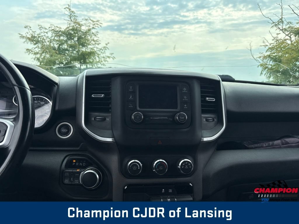 Used 2021 RAM 1500 Big Horn AWD/4WD image 3