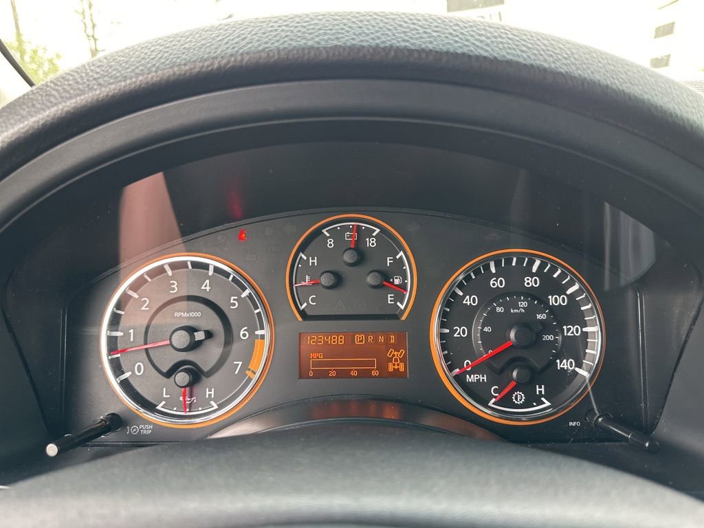 Used 2014 Nissan Armada 4WD image 2