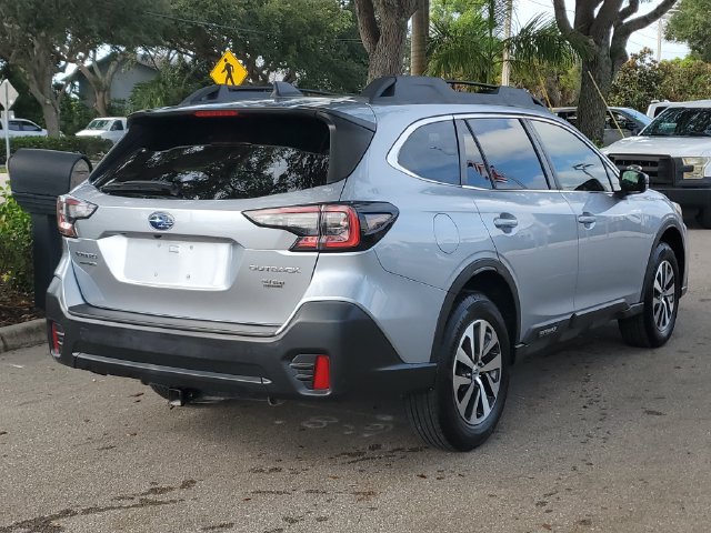 Used 2021 Subaru Outback Premium AWD/4WD image 5