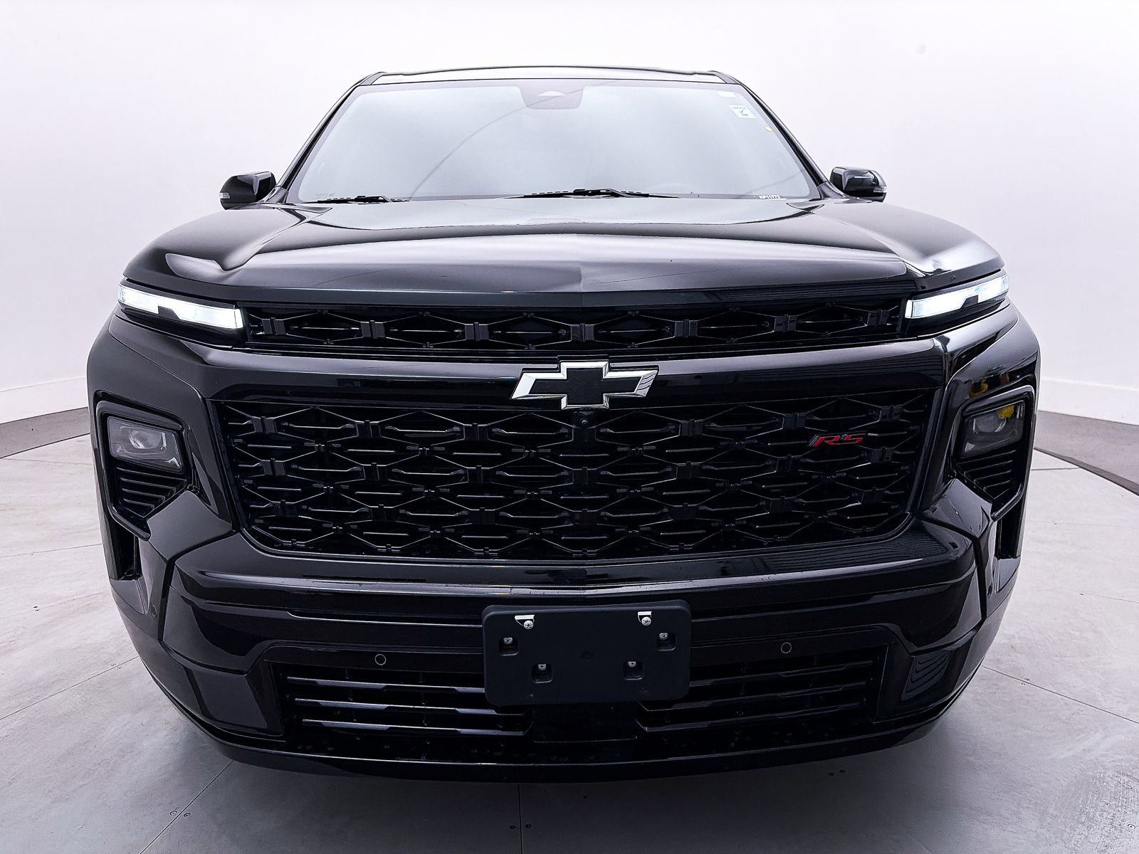 Used 2024 Chevrolet Traverse RS image 14