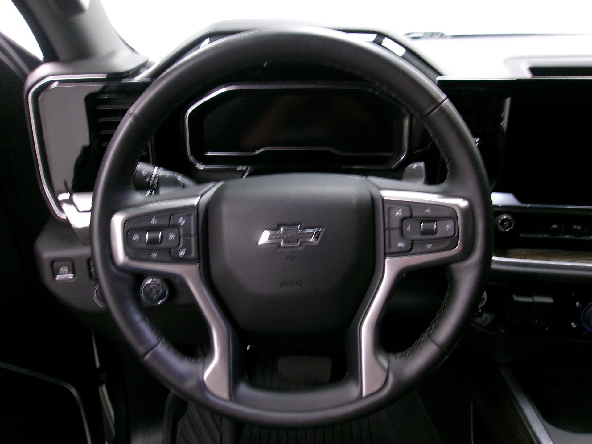 Used 2025 Chevrolet Silverado 1500 RST w/ All Star Edition Plus AWD/4WD image 7