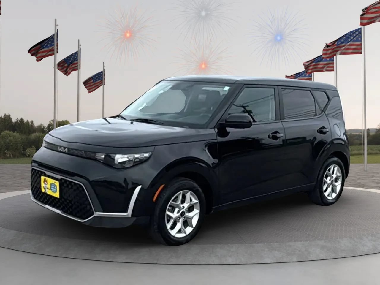 Used 2023 Kia Soul LX w/ Option Group 015 FWD image 3