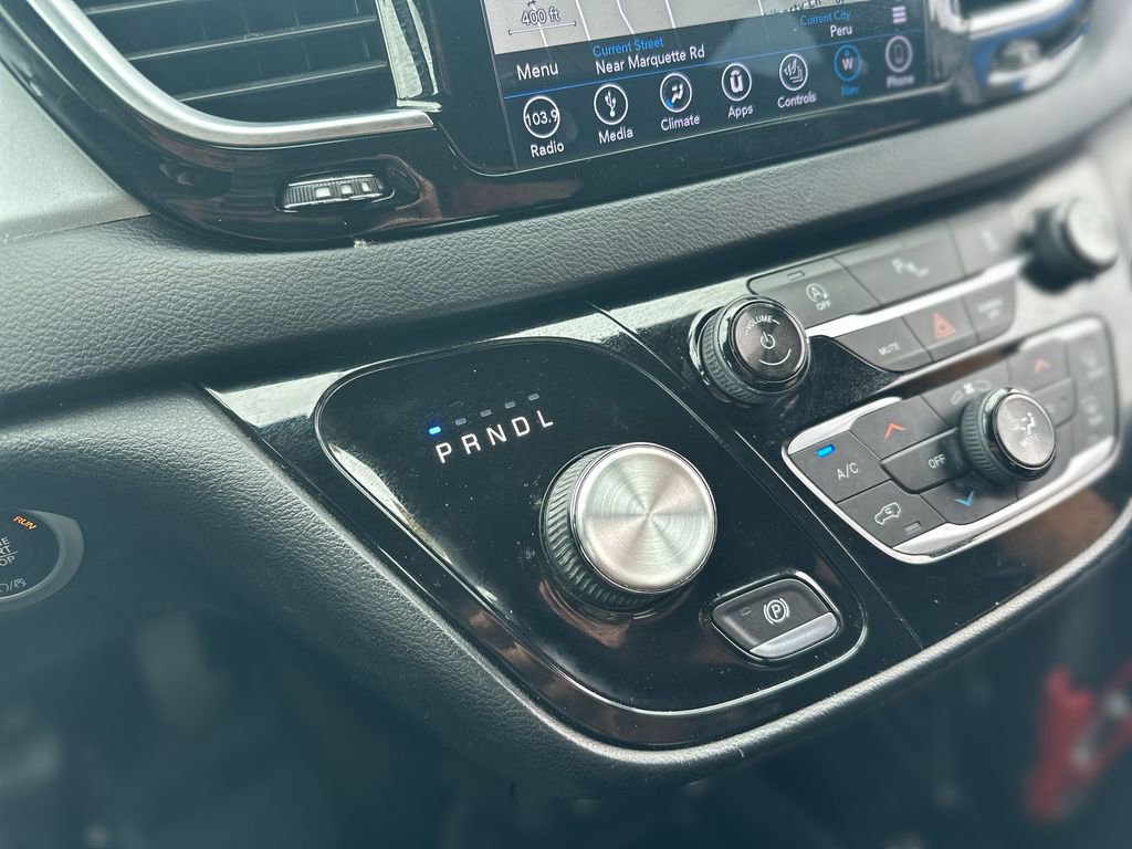 Used 2018 Chrysler Pacifica Touring-L Plus w/ S Appearance Package image 20