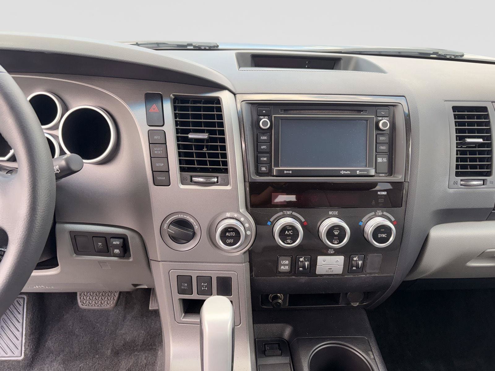 Used 2016 Toyota Sequoia Limited AWD/4WD image 16