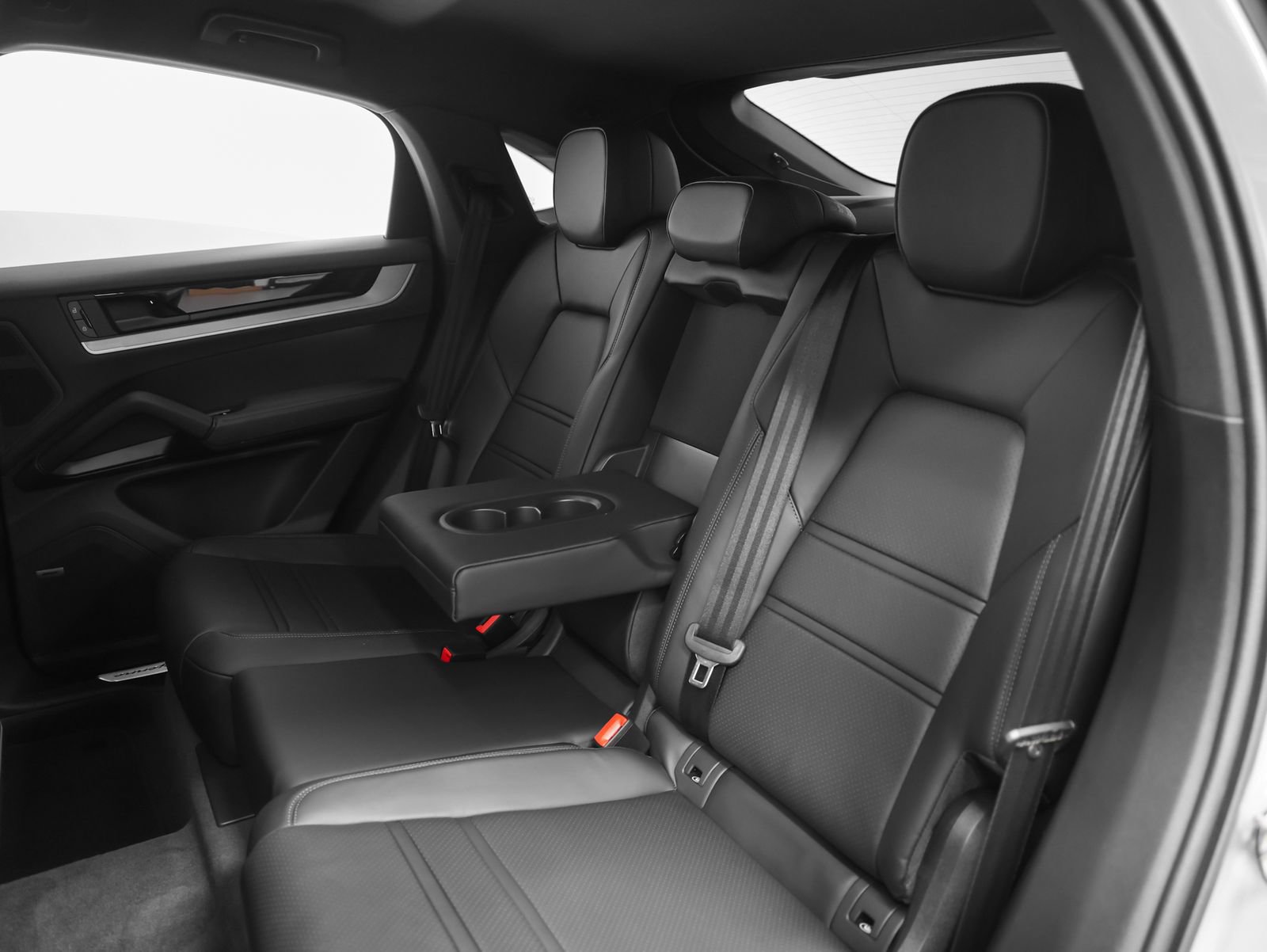 New 2026 Porsche Cayenne Coupe AWD/4WD image 41