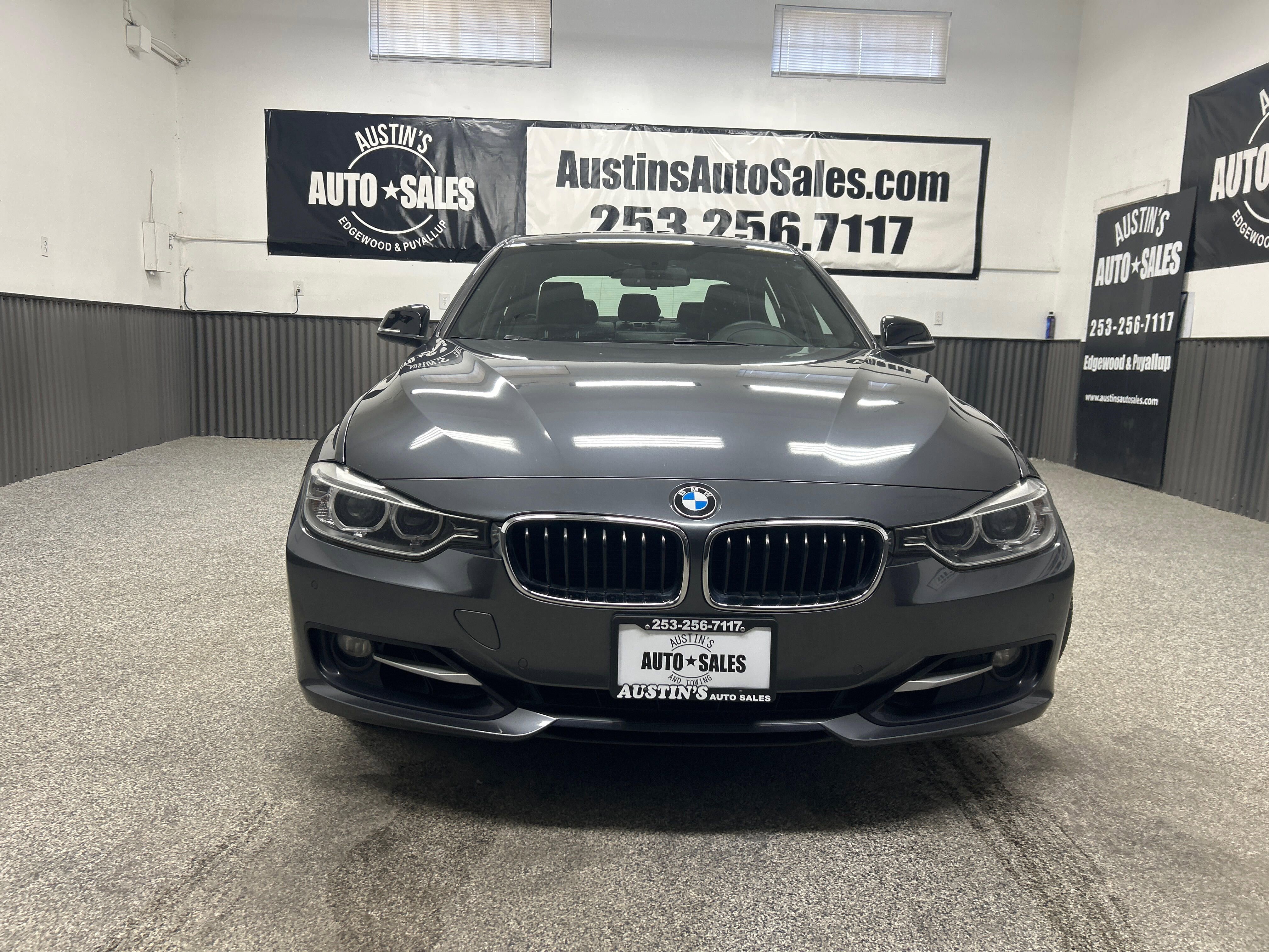 Used 2014 BMW 335i Sedan RWD image 2