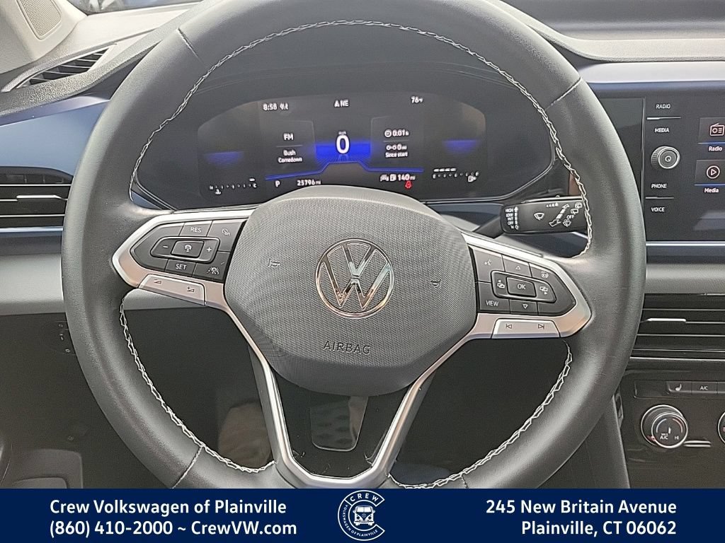 Certified 2023 Volkswagen Taos SE w/ Panoramic Sunroof Package AWD/4WD image 5