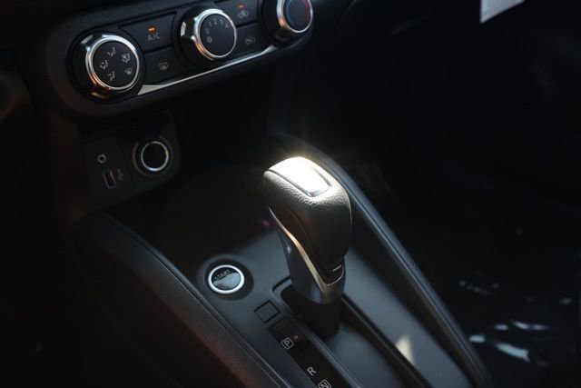 New 2025 Nissan Kicks Play S image 31