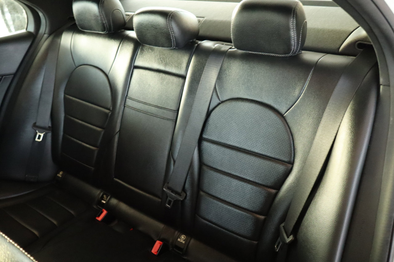 Used 2019 Mercedes-Benz C 300 4MATIC Sedan image 37