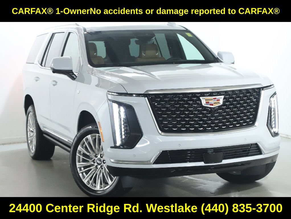 Used 2026 Cadillac Escalade Luxury w/ LPO, Floor Liner Package AWD/4WD image 2
