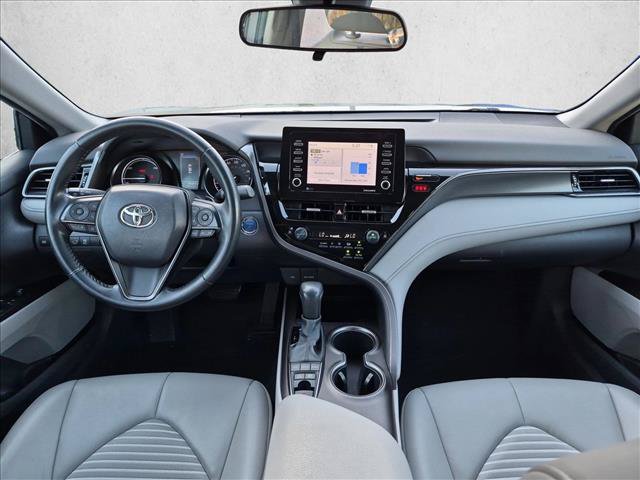 Used 2021 Toyota Camry SE FWD image 16