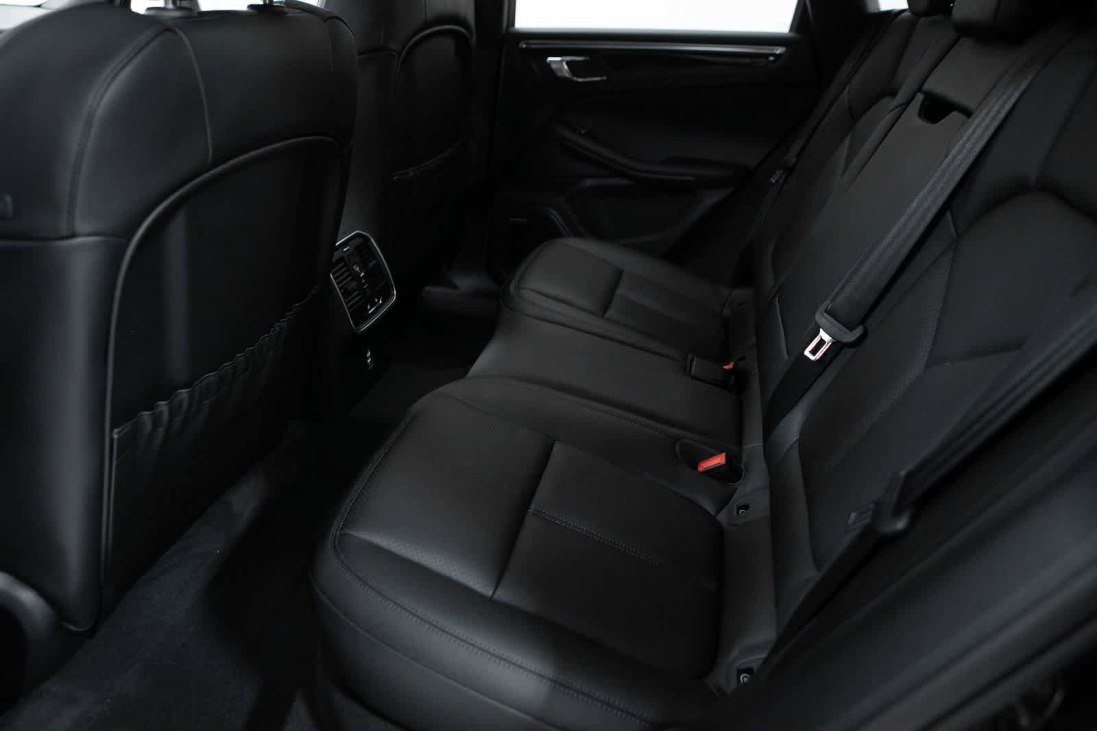New 2026 Porsche Macan S AWD/4WD image 35