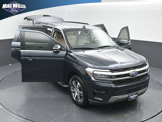 Used 2023 Ford Expedition XLT RWD image 25