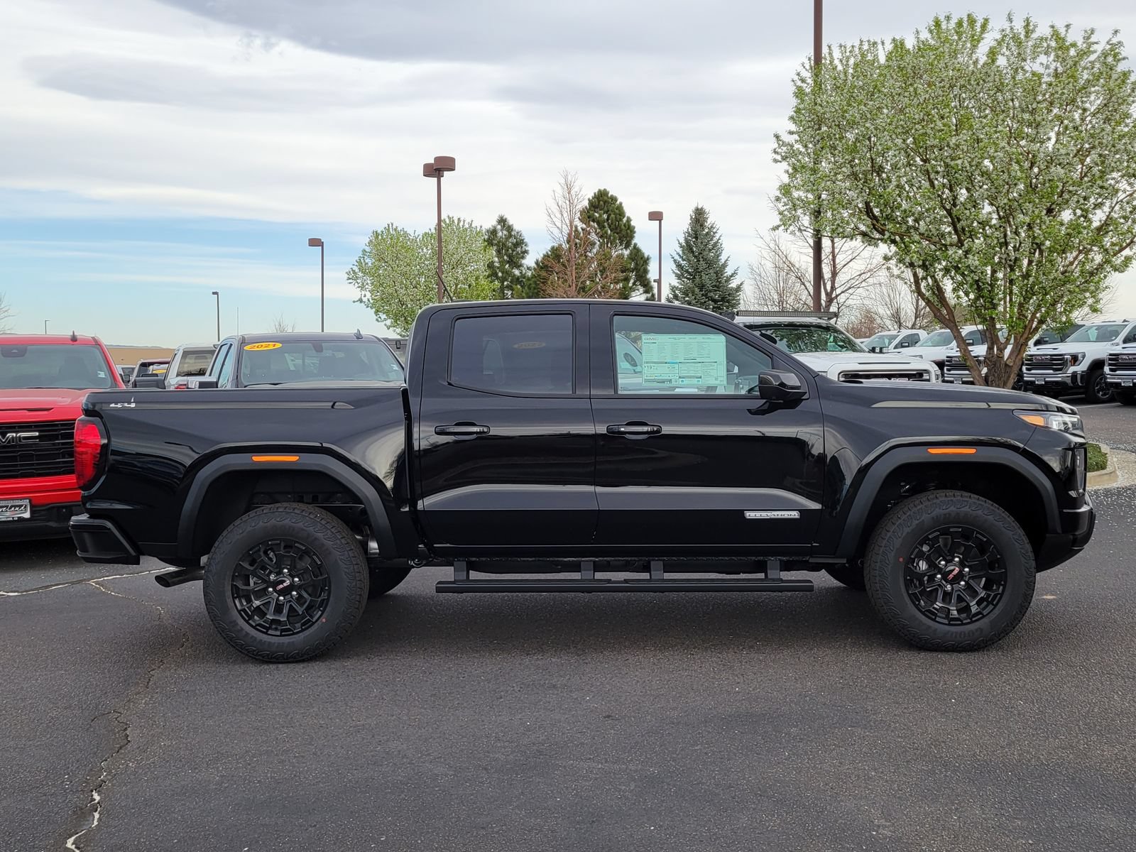 New 2026 GMC Canyon Elevation w/ Technology Package AWD/4WD image 2