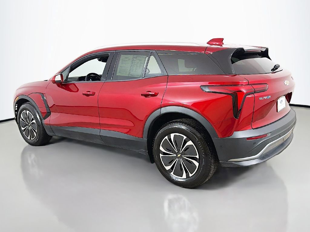 Used 2025 Chevrolet Blazer EV LT w/ Super Cruise Package image 11