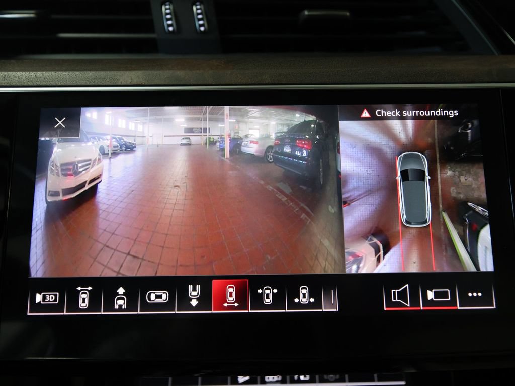 Used 2019 Audi e-tron Premium Plus AWD/4WD image 25