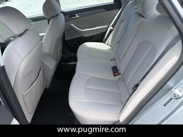 Used 2015 Hyundai Sonata SE w/ Option Group 02 FWD image 20