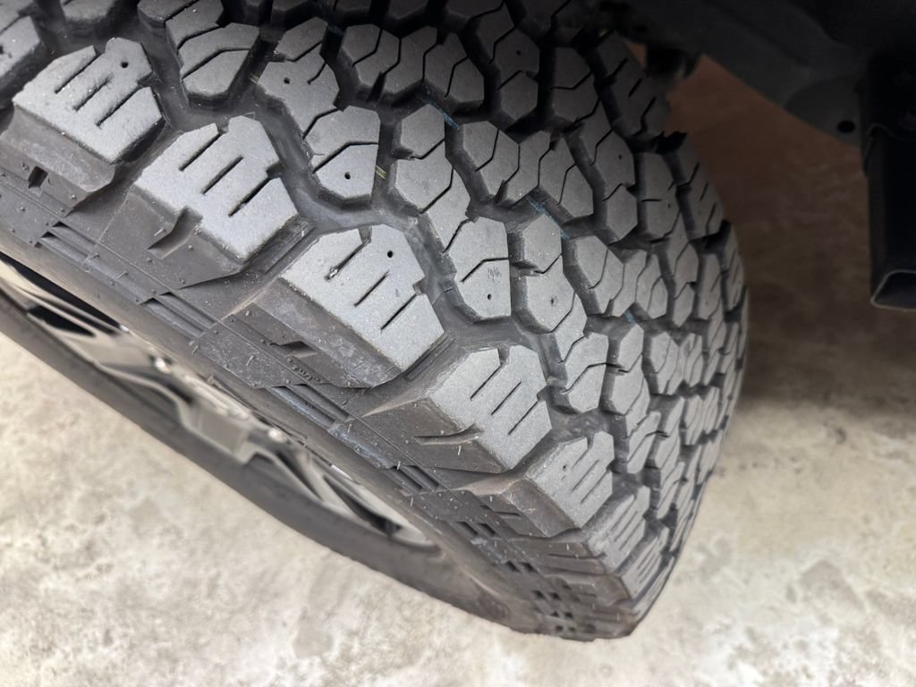 Used 2024 Ford Bronco Black Diamond AWD/4WD image 33