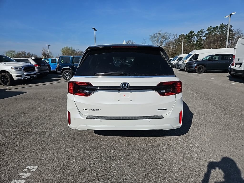 Used 2025 Honda Odyssey Touring image 6