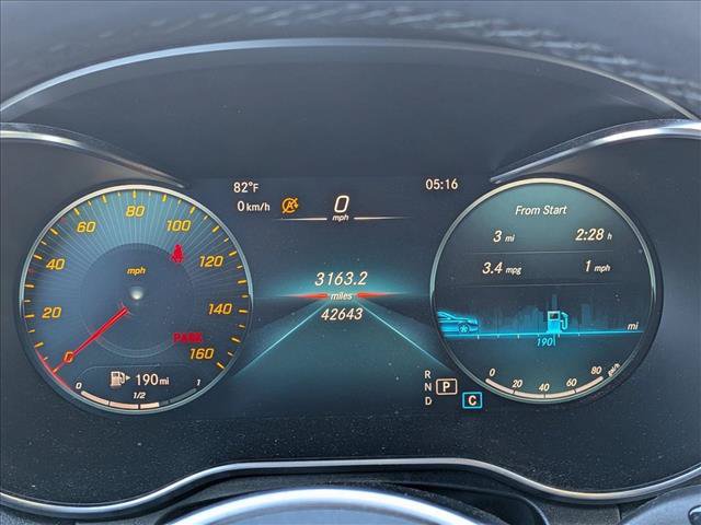 Used 2021 Mercedes-Benz GLC 300 4MATIC image 10