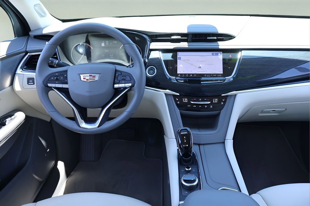 Used 2023 Cadillac XT6 Premium Luxury FWD image 13