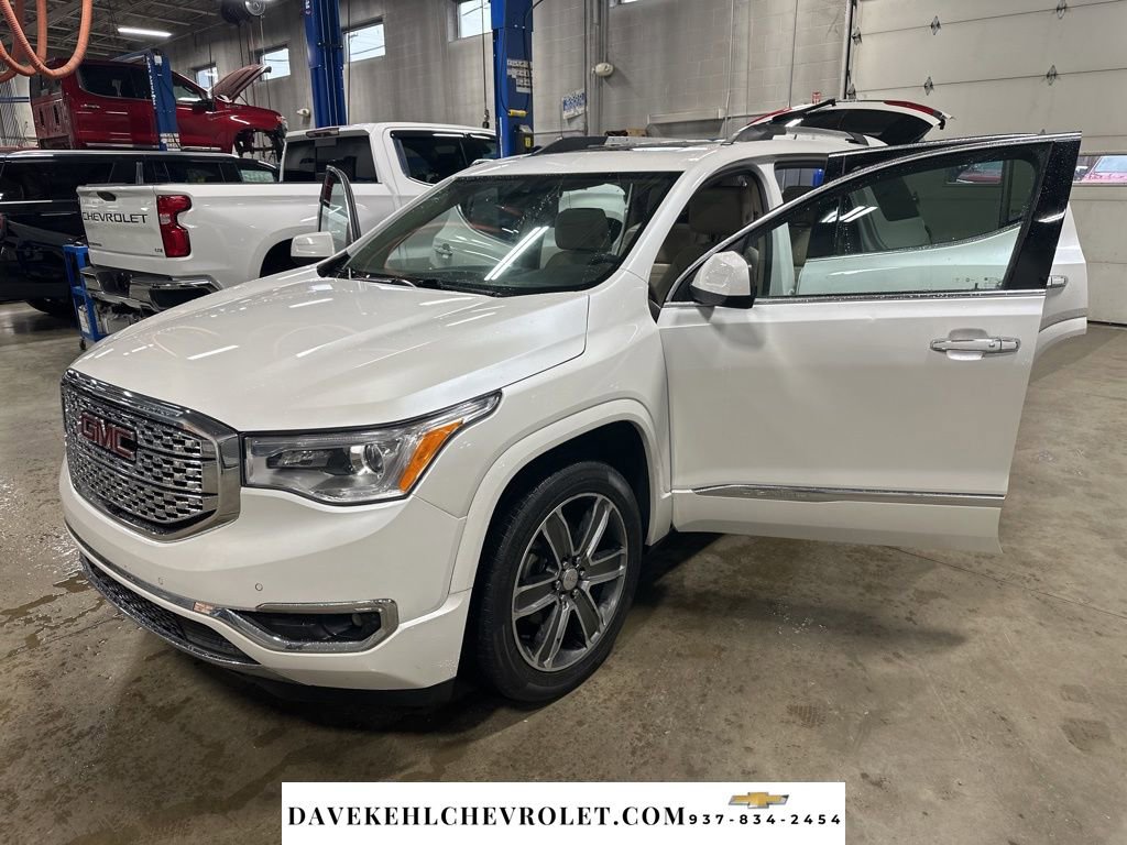 Used 2017 GMC Acadia Denali w/ Technology Package image 28