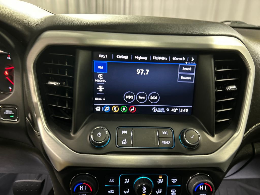 Used 2023 GMC Acadia SLT w/ Technology Package image 17